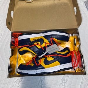 Nike off white dunk university gold